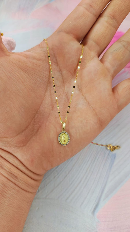 Gargantilla medallita Guadalupe turca en Oro de 10k