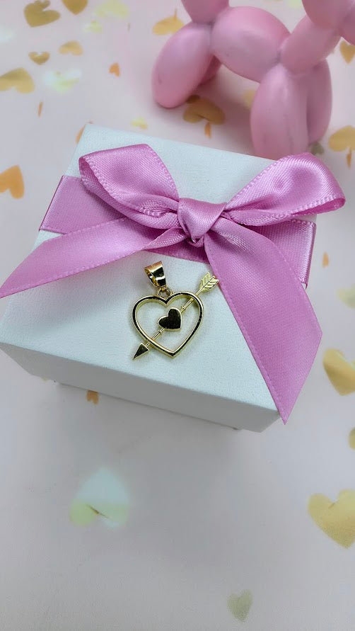 Dije corazon flechado en Oro de 10k