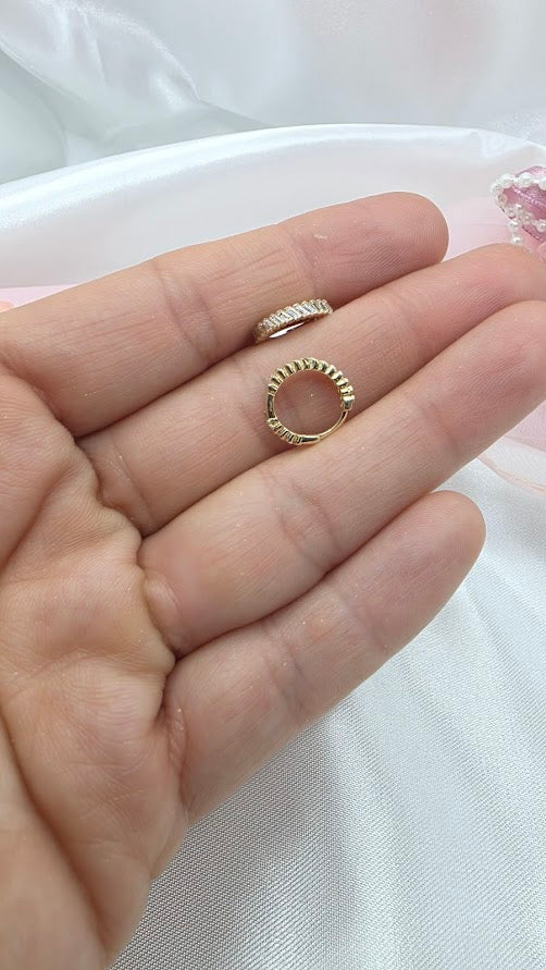 HUGGIES BAGUETTE DE ORO 10K