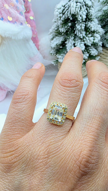 ANILLO CUADRO CIRCONIA EN ORO DE 10K