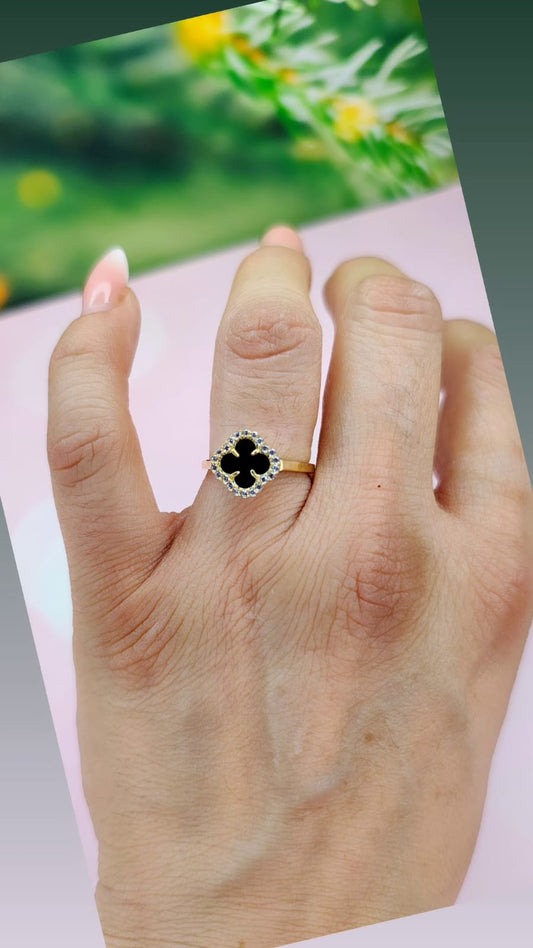 Anillo Vc negro contorno