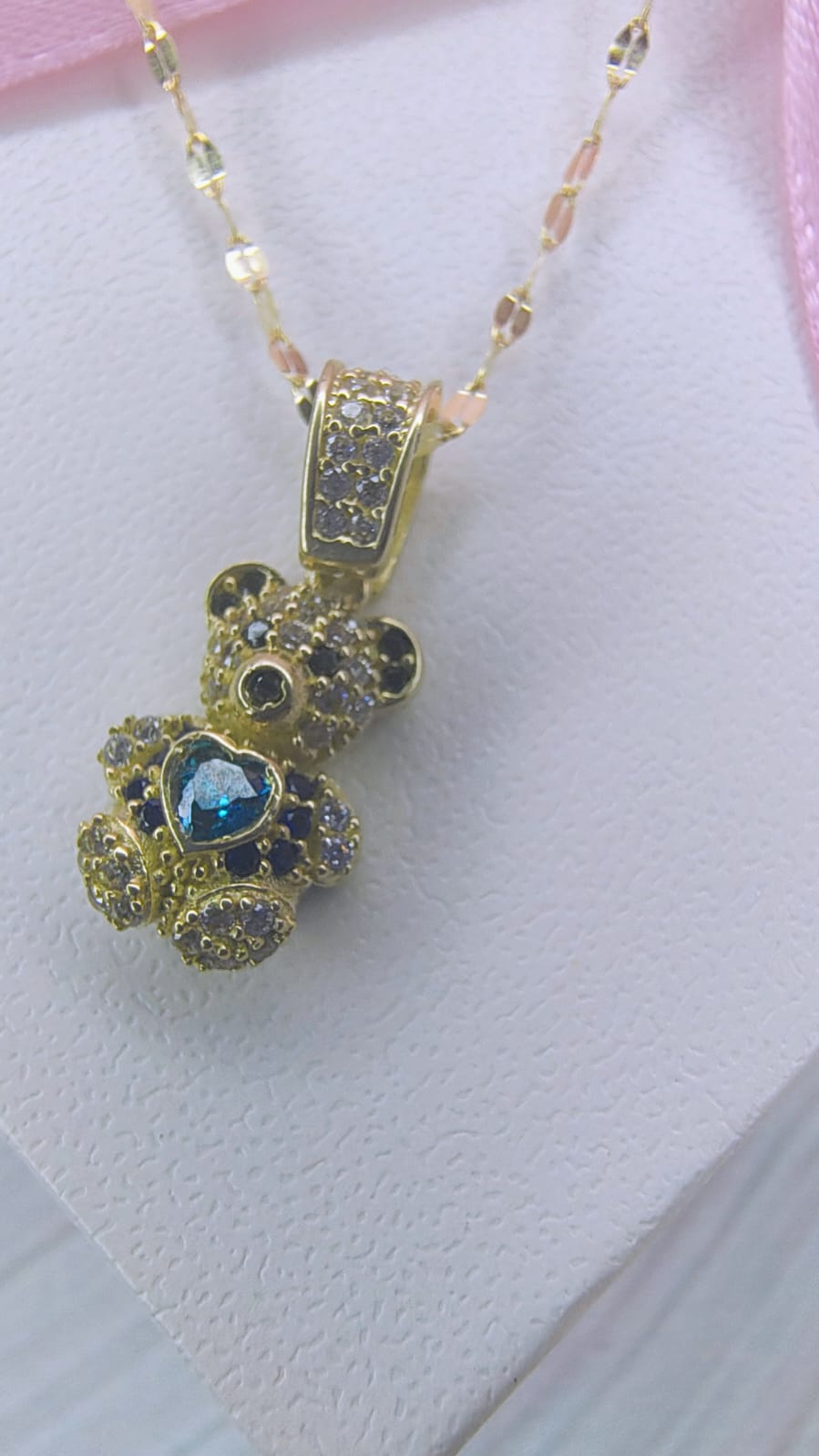 Gargantilla osito corazón blu en oro de 10k