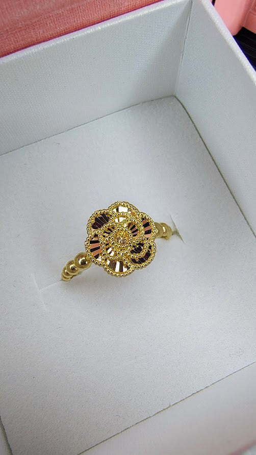 Anillo Rosa En Oro De 10k