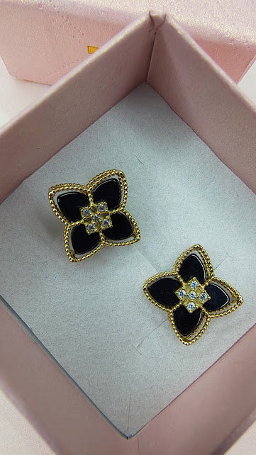 Arete flor de oro 10k