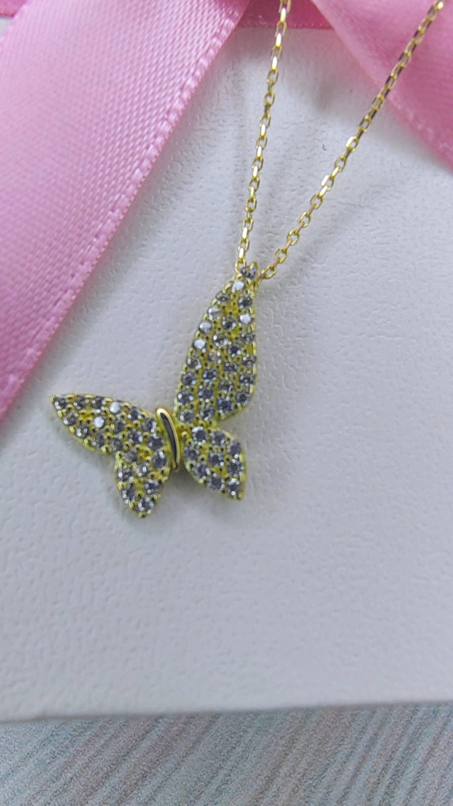 Gargantilla mariposa grande en oro 10k