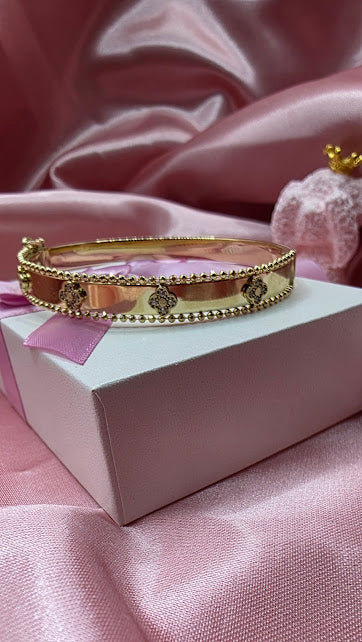 BRAZALETE VC EN ORO DE 10K