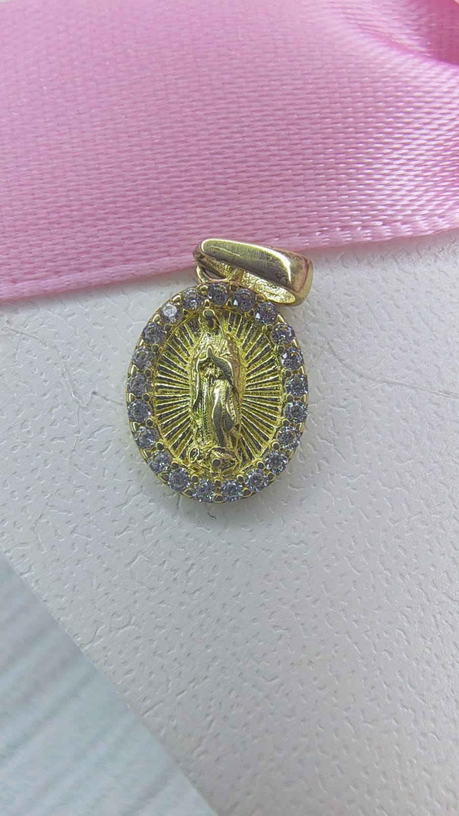 Dije medallita Guadalupe  turca Oro de 10k