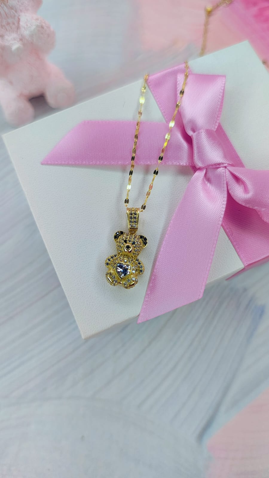 Gargantilla osito corazón piedra en Oro de 10k