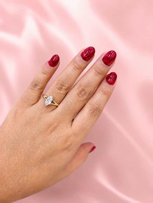 Anillo corte MQ en Oro de 10k 💕