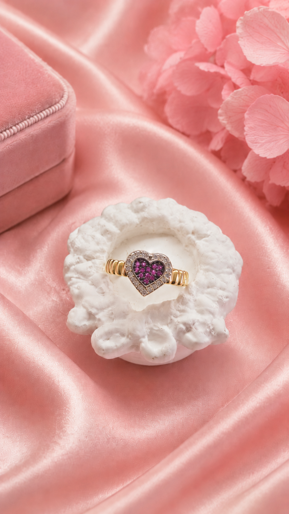 Anillo corazon fiusha en Oro de 10k ♥️